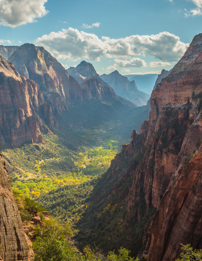 Beautiful scenic shot of a bright redrock canyon