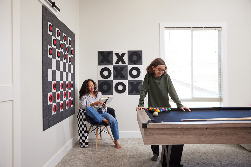 Tic-Tac-Toe Wall Game