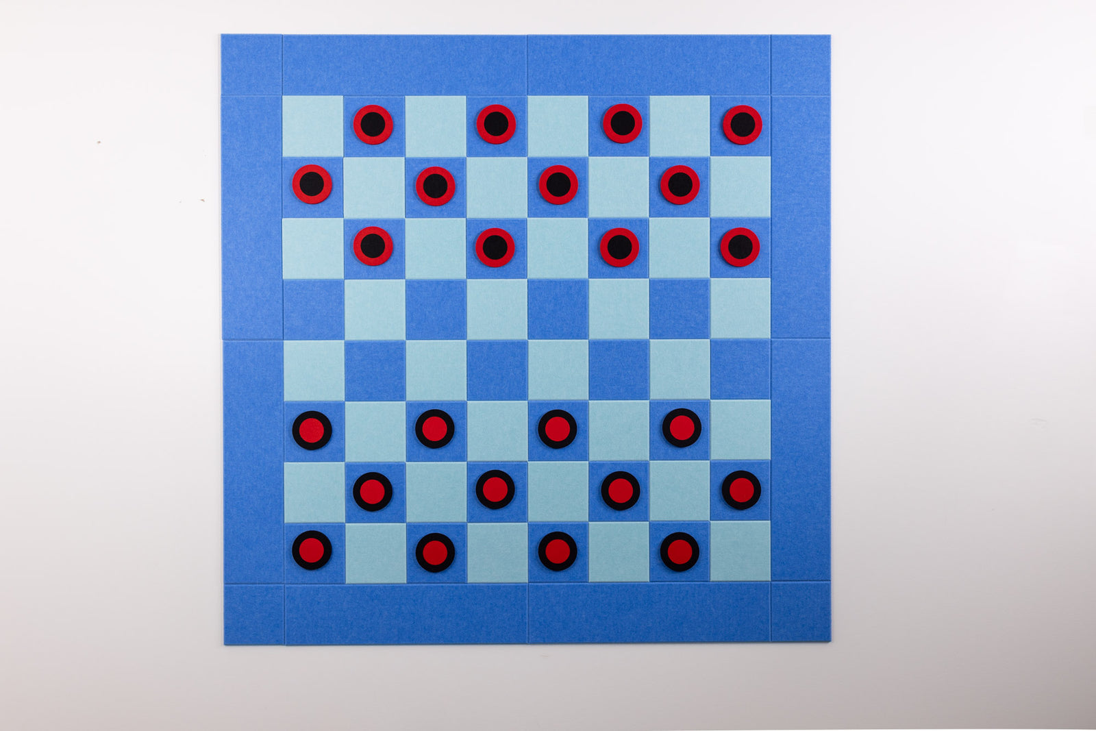 Deluxe Cayman/Baby Blue Checkers Board