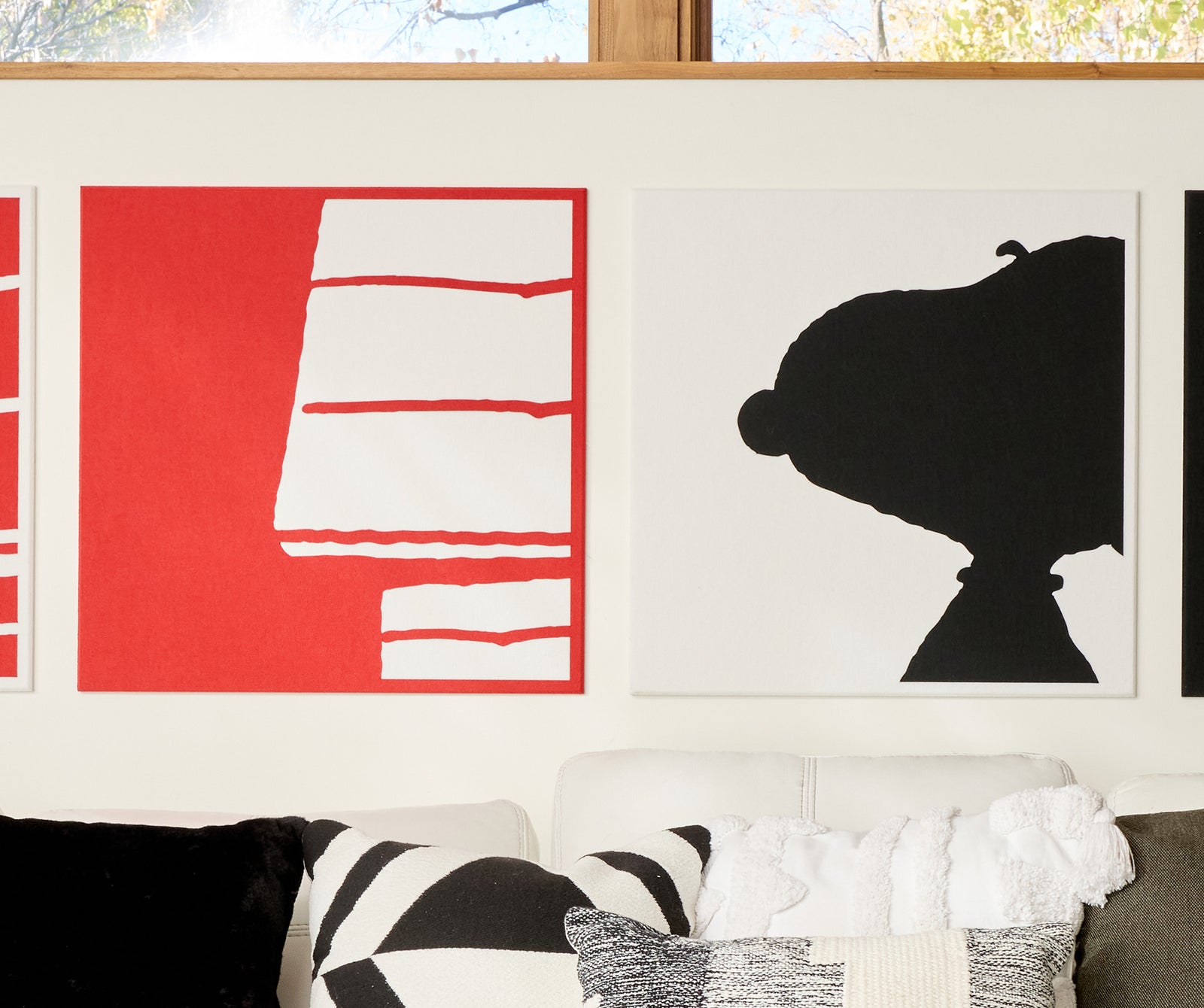 close up of Snoopy and his Doghouse felt tiles