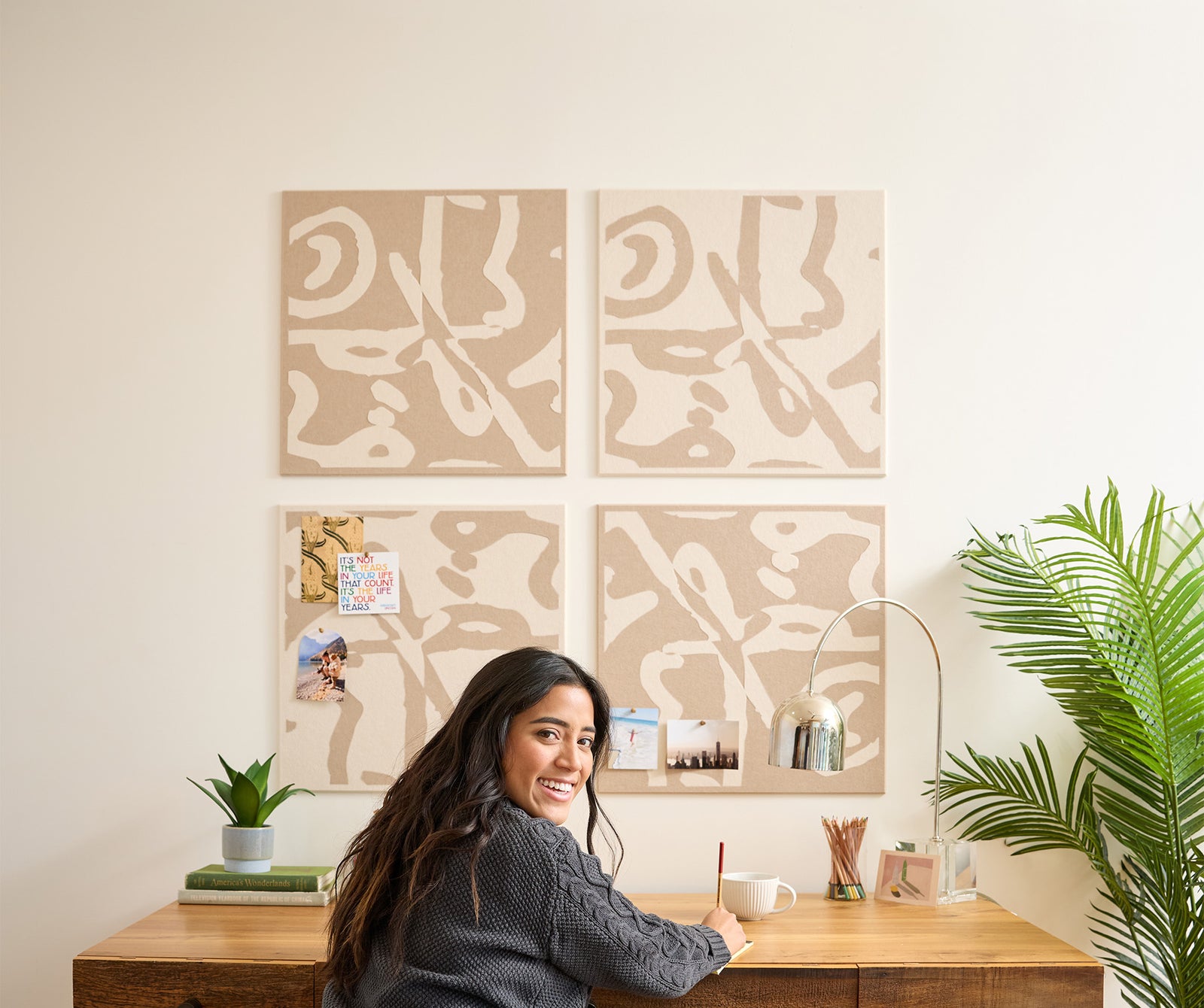 4-piece Peanuts Scribbles on wall