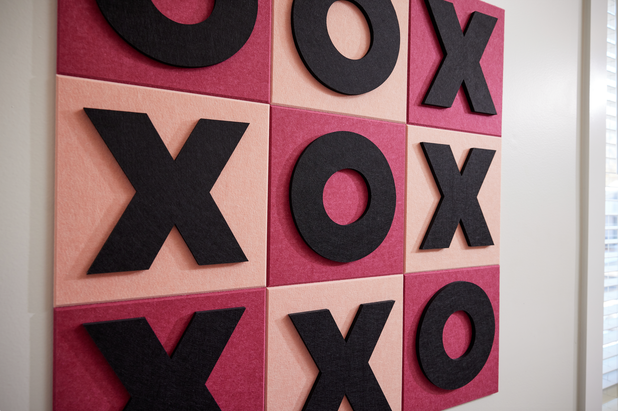 Tic-Tac-Toe Wall Game