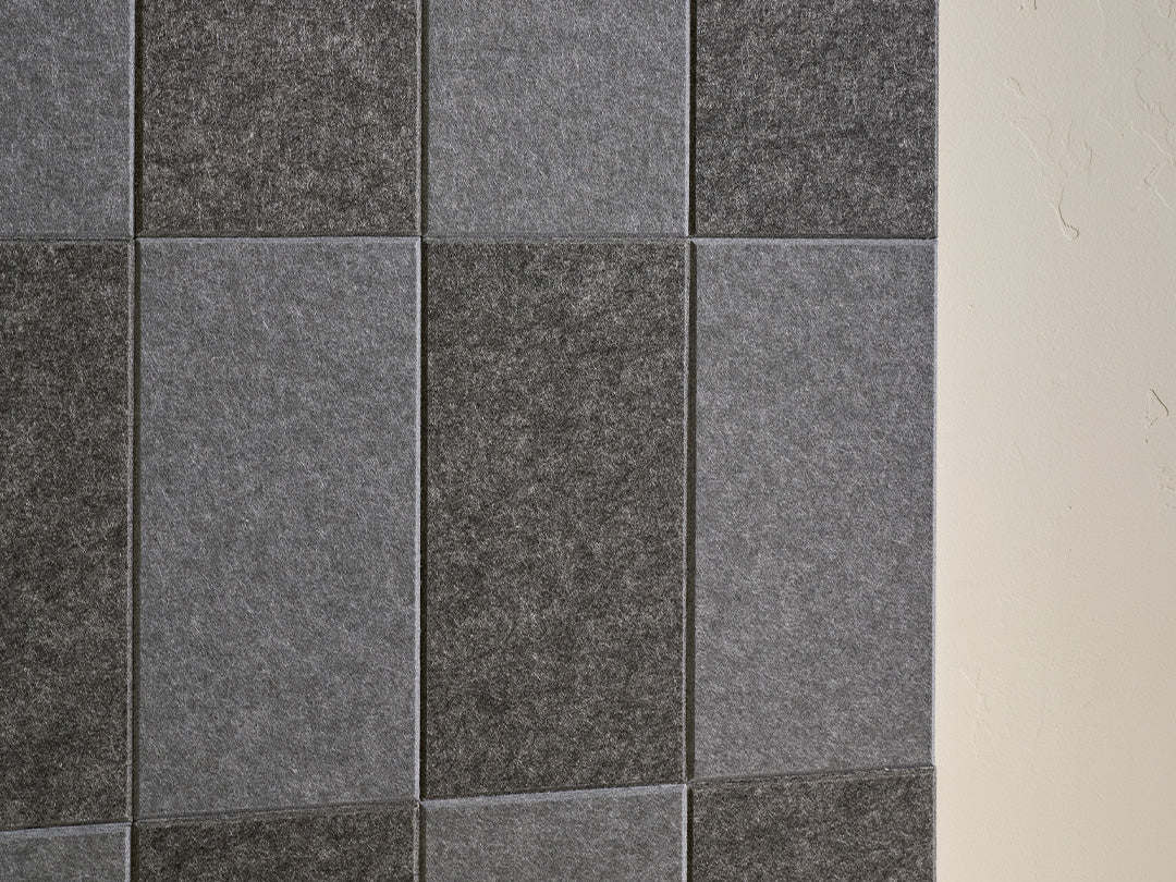 Staccato Greys Close-up