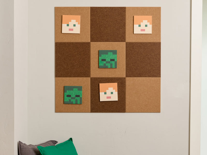 Minecraft™ Alex Tic-Tac-Toe Brown on wall