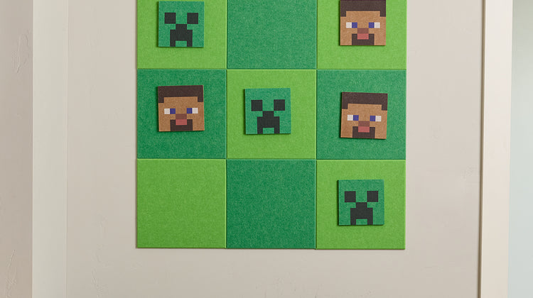 Minecraft™ Steve Tic-Tac-Toe Green